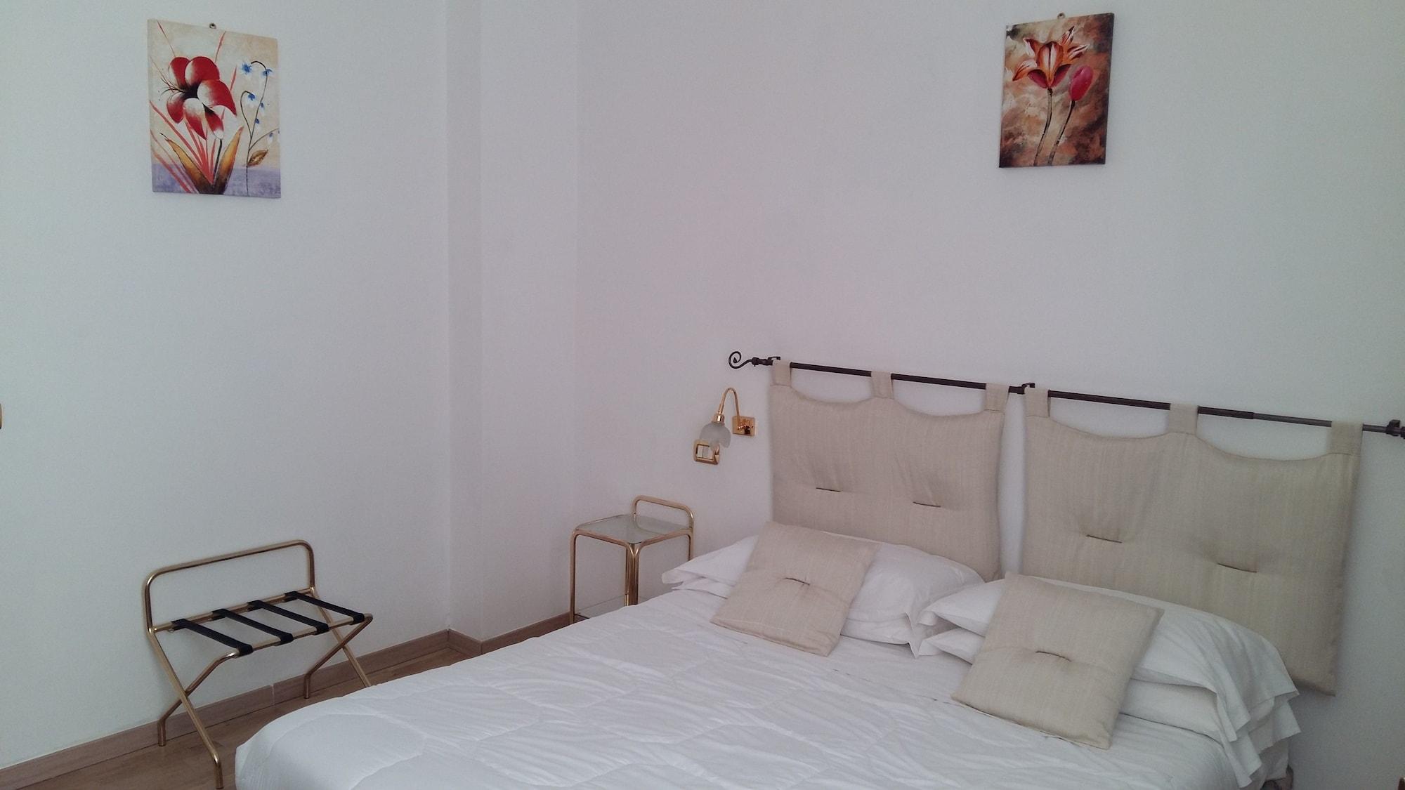 Hotel Villa Delle Ortensie Sant'Omobono Imagna Extérieur photo