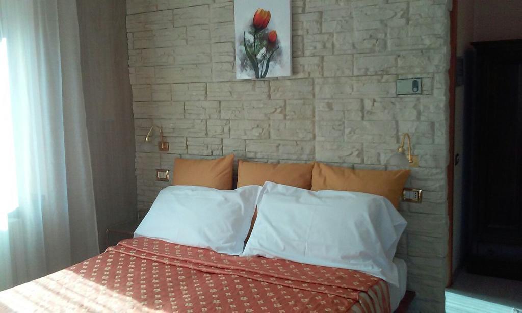 Hotel Villa Delle Ortensie Sant'Omobono Imagna Extérieur photo