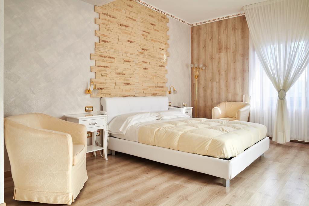 Hotel Villa Delle Ortensie Sant'Omobono Imagna Extérieur photo